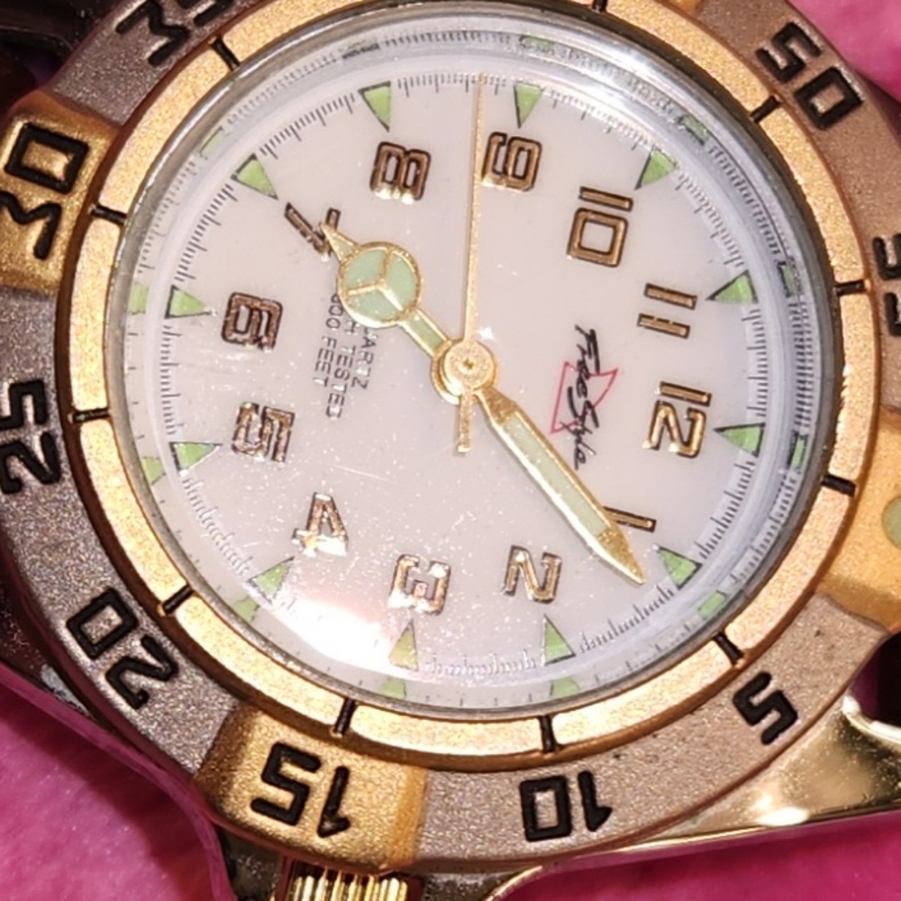 Vintage FreeStyle Gold and Silver Two Toned Watch w/Brown Leather Band
